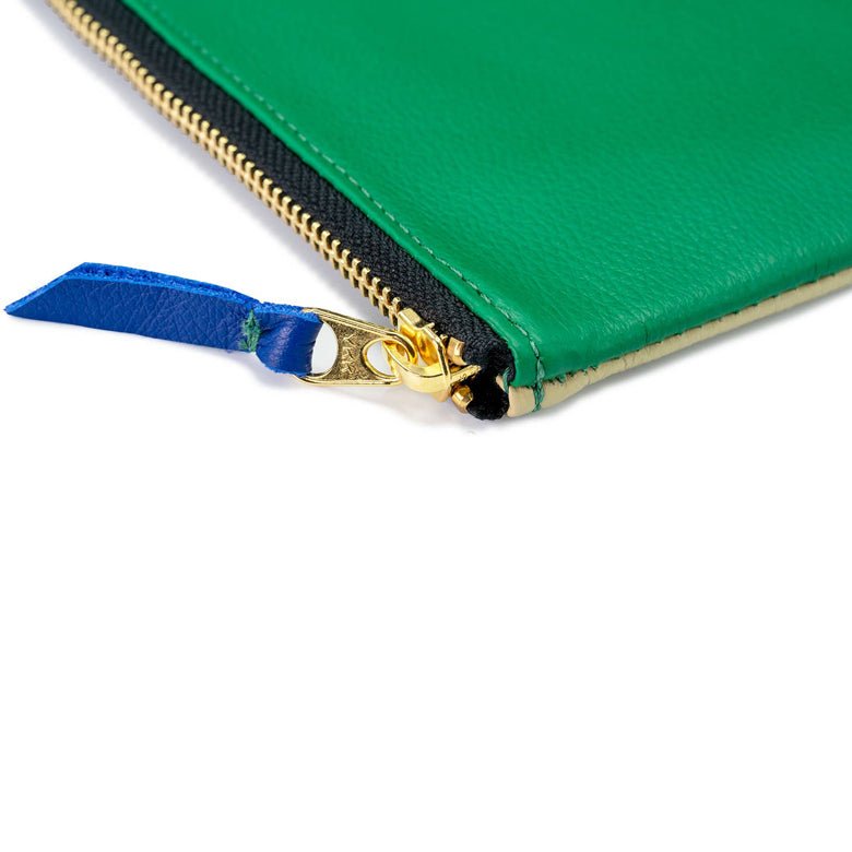 This buttery-soft leather pouch with a two-tone design is perfect for a birthday gift or grad gift.